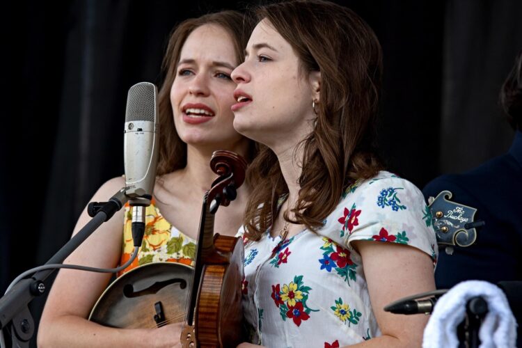 Pennyroyal Opera House Welcomes The Price Sisters